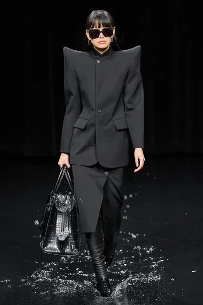 Look 65